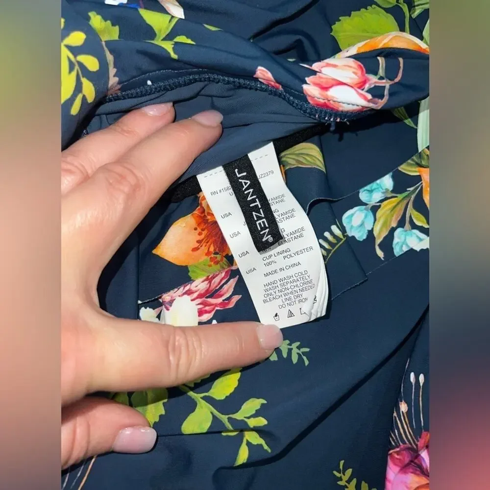 NWOT JANTZEN AZURE BLUE Floral Enchantment Clair One Piece Swimsuit SZ 20W